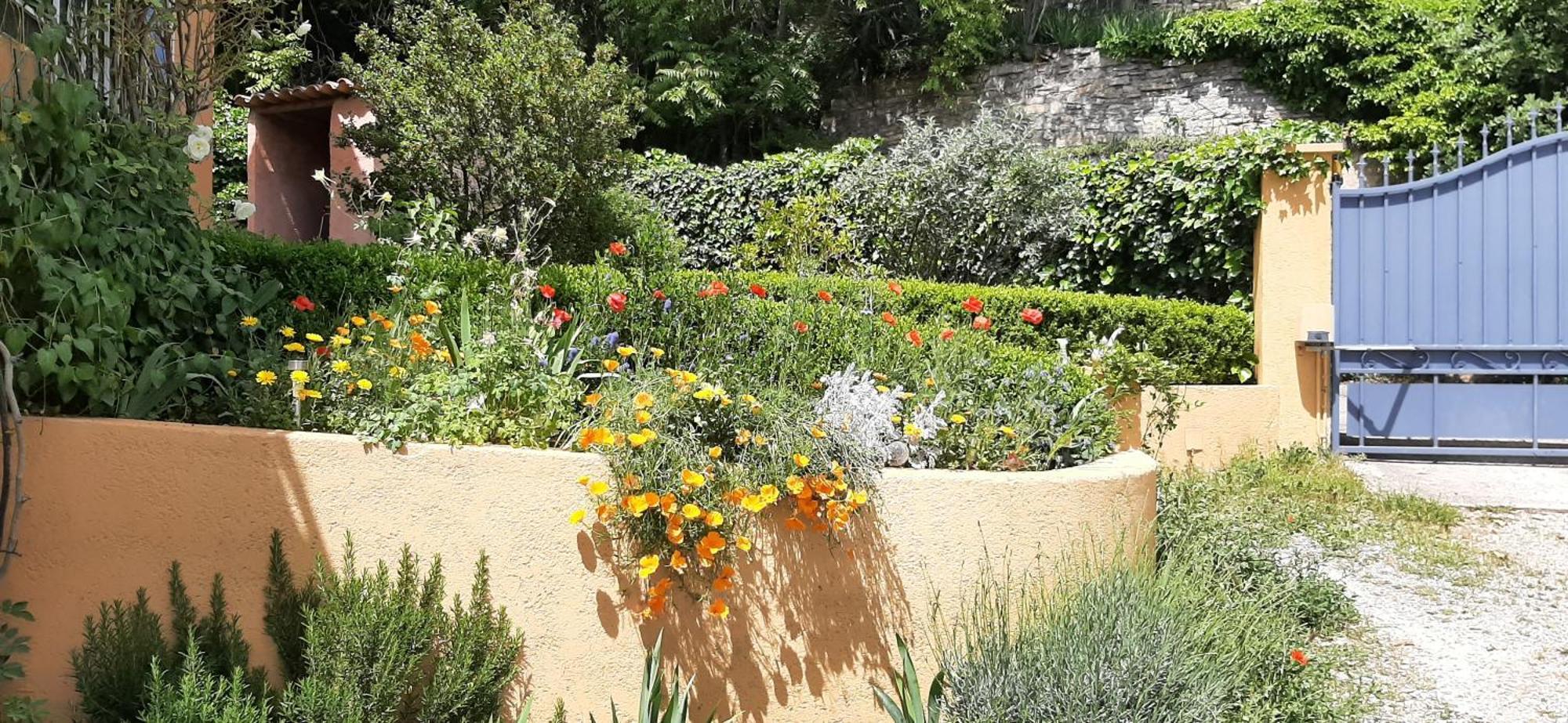 압트 T.Belle Vue Panoramique Au Coeur Du Luberon 40M2 + Pergola . Jardin. P 아파트 외부 사진