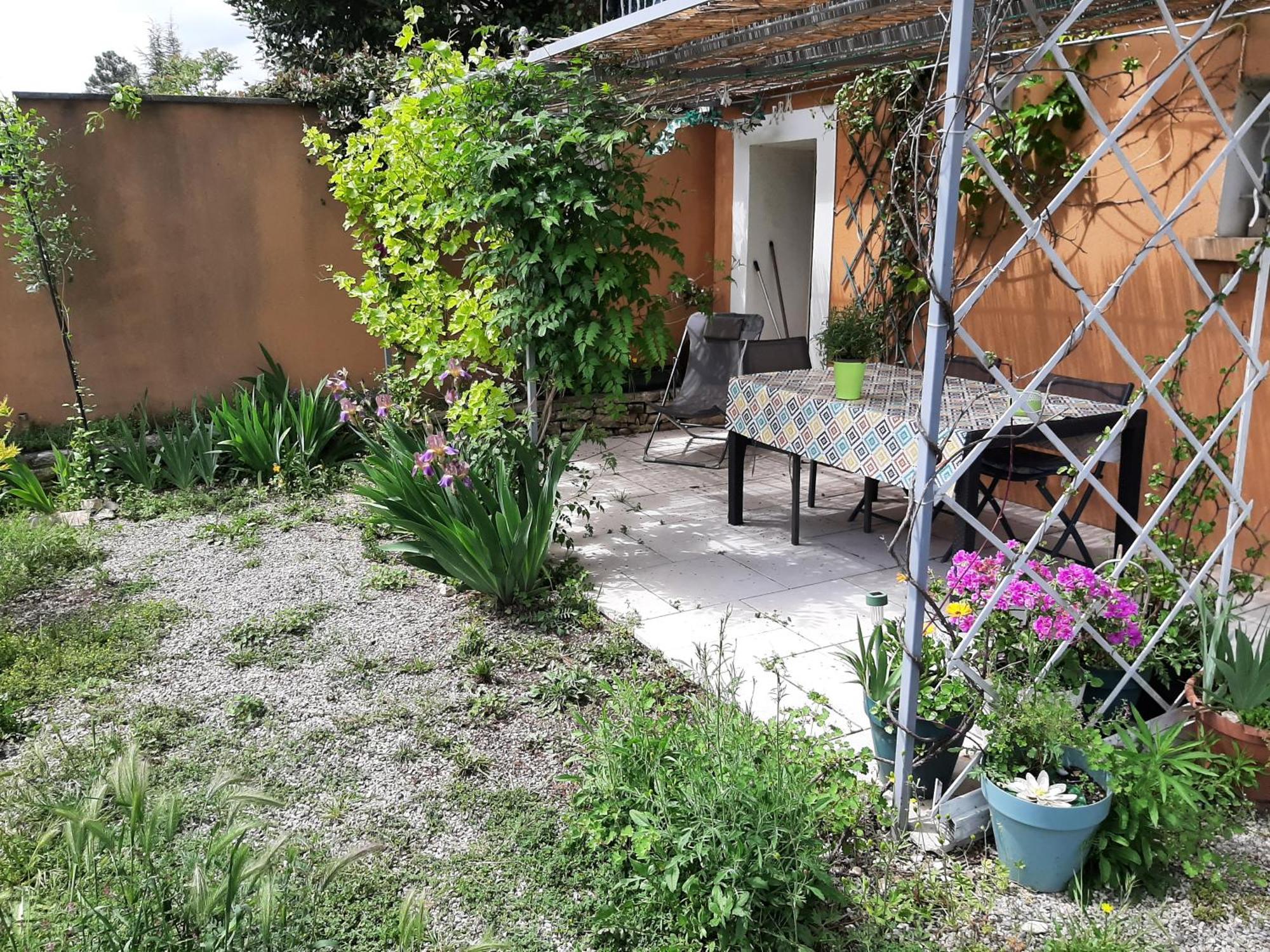 압트 T.Belle Vue Panoramique Au Coeur Du Luberon 40M2 + Pergola . Jardin. P 아파트 외부 사진