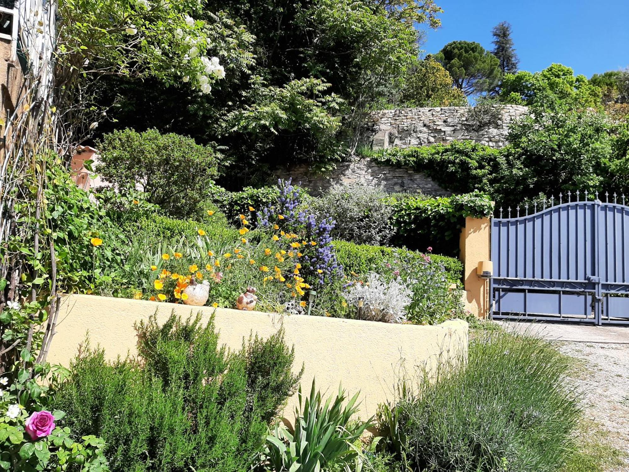 압트 T.Belle Vue Panoramique Au Coeur Du Luberon 40M2 + Pergola . Jardin. P 아파트 외부 사진